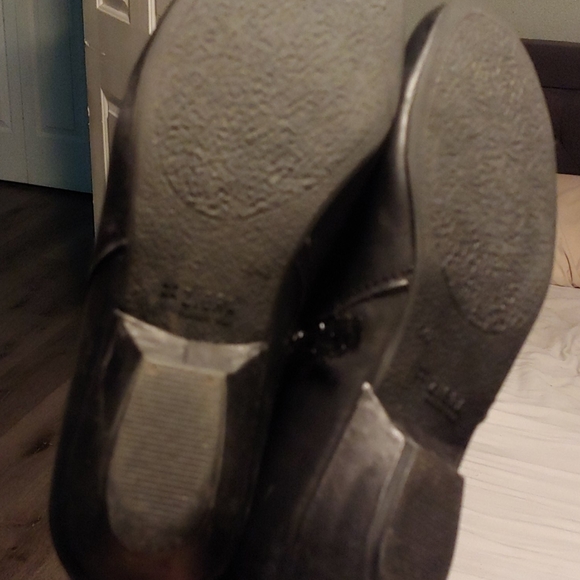 Ziera Black Leather Bootie Boots w/ Ankle Buckle - Picture 4 of 4